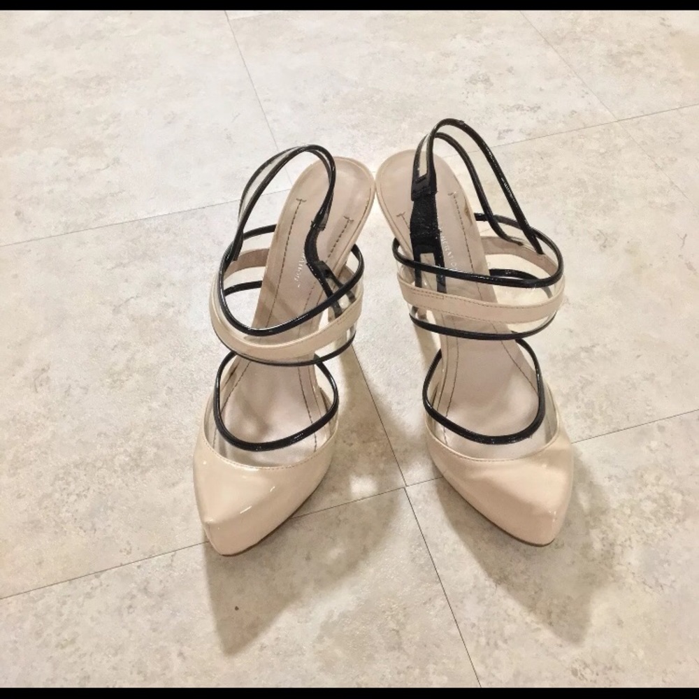 BCBG Nude Pumps